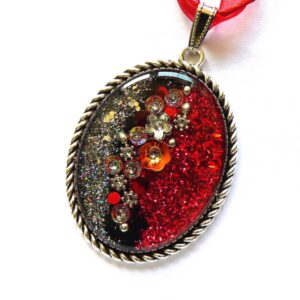 Náhrdelník červený s květinami N4856 autorský šperk