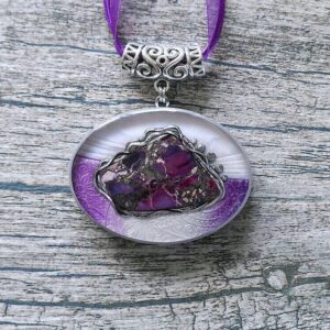Oválný náhrdelník s fialovým regalitem